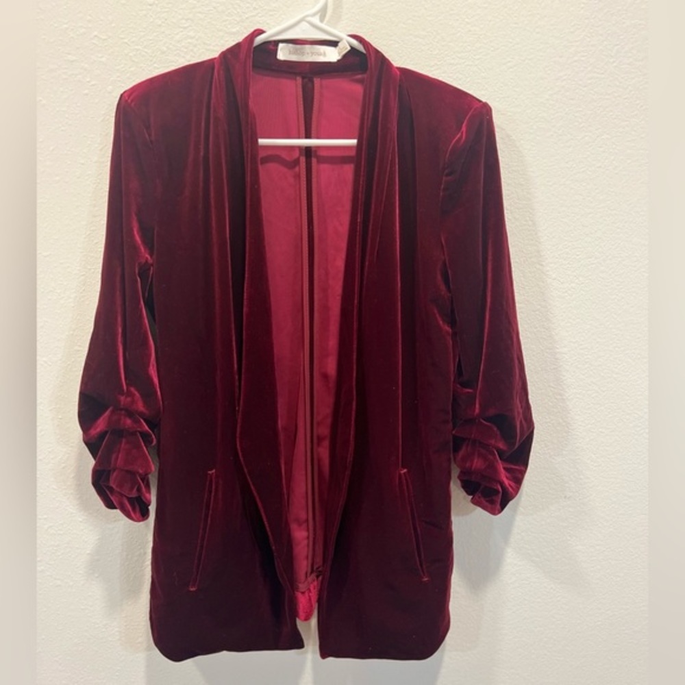 Bishop + Young Crimson Red Velvet Blazer with Shoulder Pads and pockets. Small
